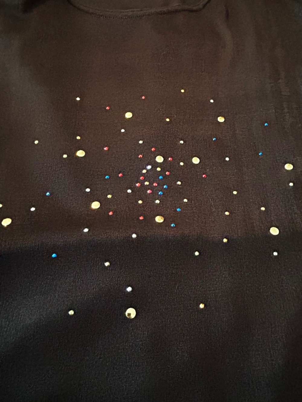 TOP, BLACK, SIZE 1X, MULTICOLOUR METAL ROUND DOTS ACCENT ON FRONT, ROUND NECK,